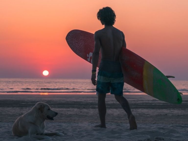 Surfing In Thailand For Beginners: 7 Beaches For Learners