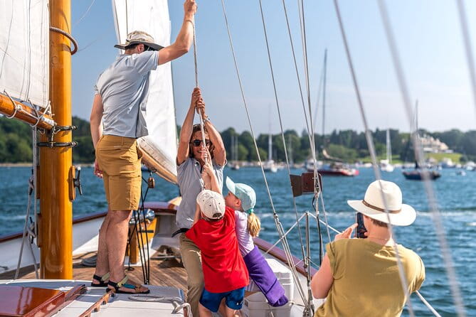 Newport Afternoon Sightseeing Sail on Classic Sailboat - The Crew and Atmosphere: What Makes It Special