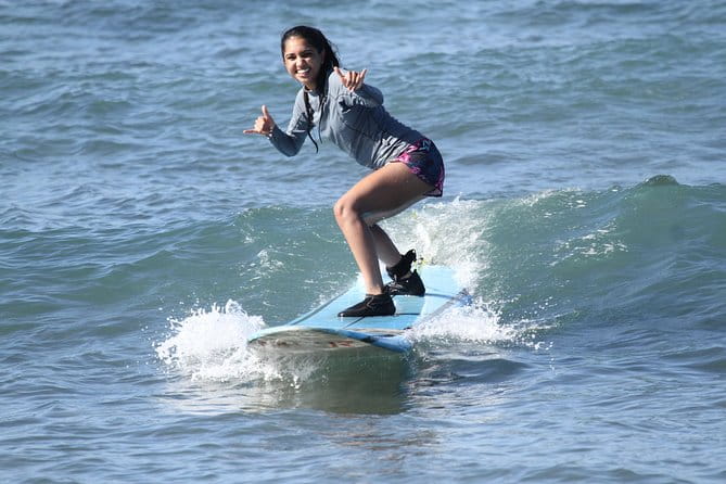 Semi-Private Surf Lesson - 3 Students 1 Instructor - Who Will Love This Experience?