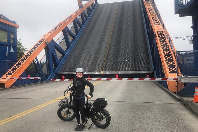 3 Hours Electric Bike Tour of Seattle's Waterways, Nature and Neighborhoods - Who Should Consider This Tour?