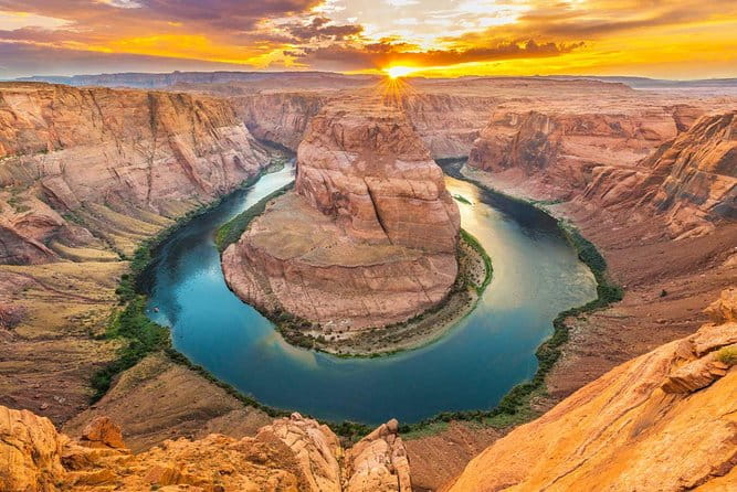 Antelope Canyon & Horseshoe Bend with Lunch - Transportation and Comfort