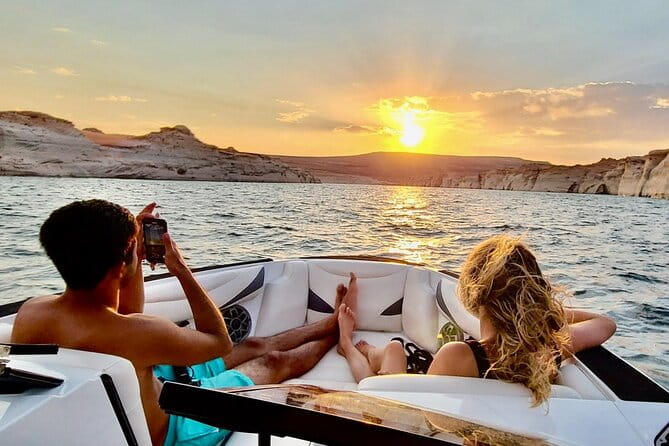 Antelope Canyon Photo Boating Excursion 2 hours - The Itinerary in Detail