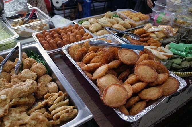 Asia in Queens: Exploring NYC’s Largest Chinatown - Authentic Food and Cultural Experiences