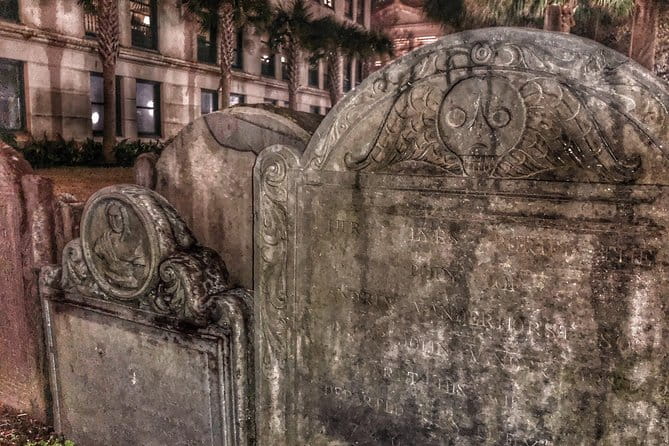 Charleston Ghost & Graveyard Night-Time Guided Walking Tour - Authentic Perspectives from Travelers