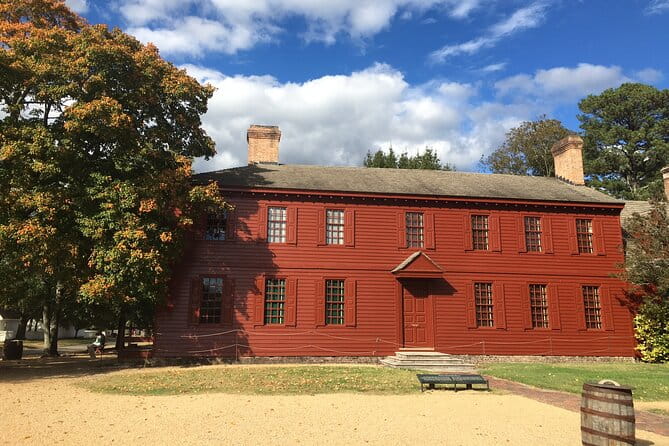 Colonial History Tour in Williamsburg Virginia - Authenticity & Atmosphere