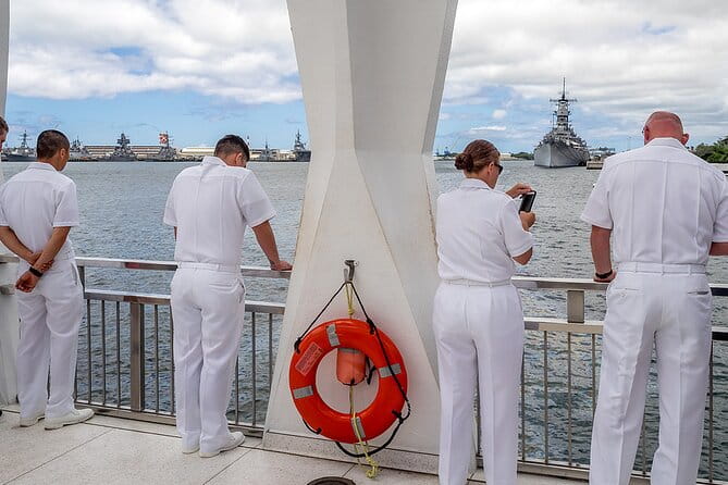 Deluxe Pearl Harbor, Arizona Memorial, and Visitor Center Tour - The Itinerary in Detail