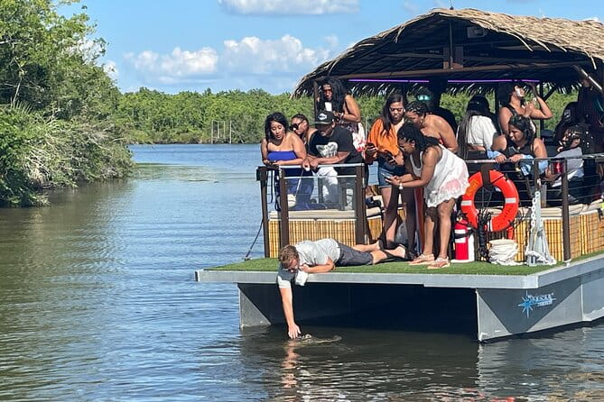 Freaky Tiki Boat Bayou Tour -7 miles from quarter w/ Bathrooms - FAQs