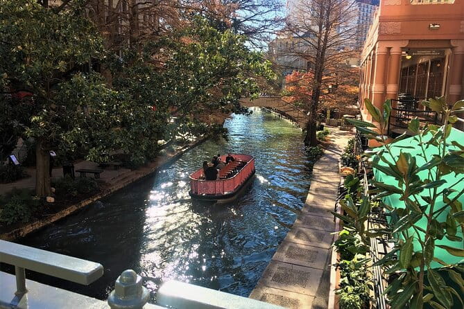 Historic Downtown & Riverwalk Walking Tour - What To Expect from the Experience