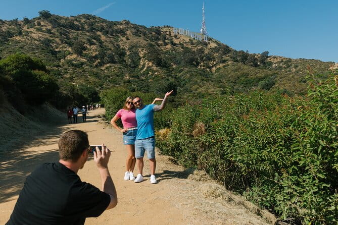 Hollywood Sign One-Hour Tour in Los Angeles - Cruising through Hollywood Streets