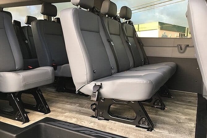 Honolulu Airport & Waikiki Hotels Private Transfer by Passenger Van(up to 14ppl) - FAQ