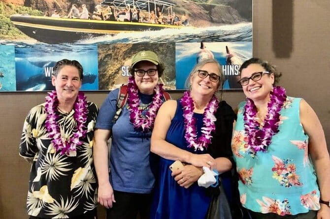 Kauai Airport Lei Greeting - The Value of This Experience
