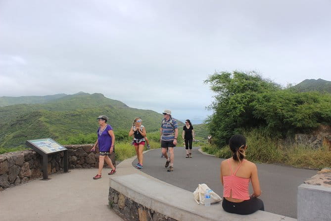 Makapu’u Lighthouse Trail and Shuttle Service - The Experience: What Travelers Love (and What You Should Consider)
