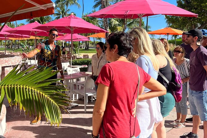 Miami Beach Art Deco & History Walk Tour with Design Enthusiast - Why This Tour Works Well