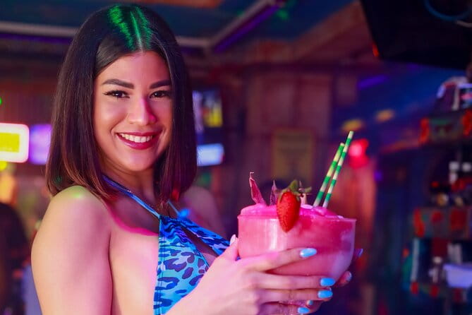 Miami: Mango's Dinner and Show Ticket - Practical Tips for Visitors