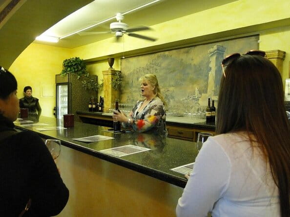 Napa Valley Daily Join In Group Wineries Tour Including Lunch - Transportation and Group Size: Why They Matter