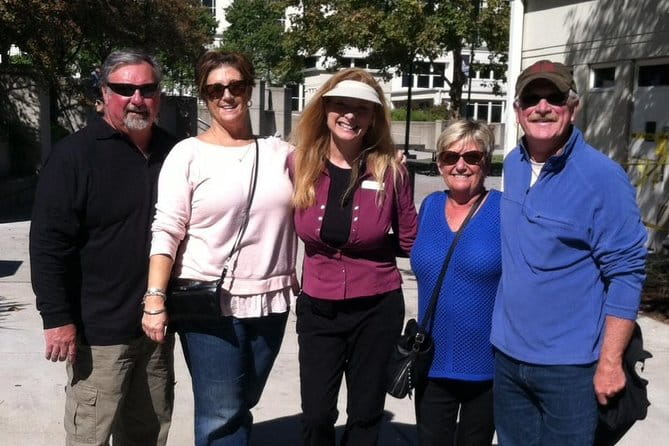 Nashville's "Famous Footsteps" Guided Walking Tour - FAQ