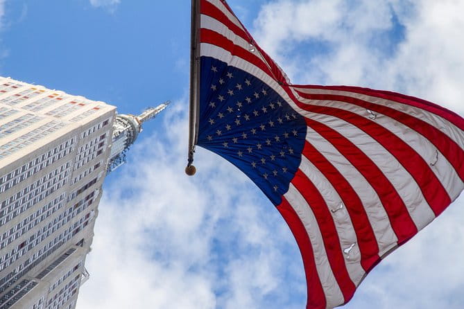 New York Icon Photography Tour led by a Local Photographer - Practicalities and Considerations