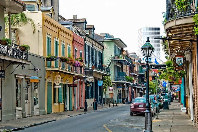 NOLA's BIG 4 PRIVATE CITY TOUR, NO GHOST, ONLY FACTS! - Transportation and Timing