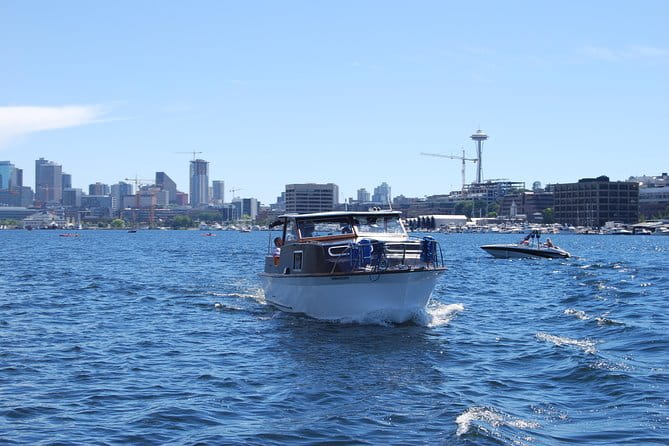One-Hour Private Seattle Sightseeing Cruise - BYOB! - What Travelers Are Saying