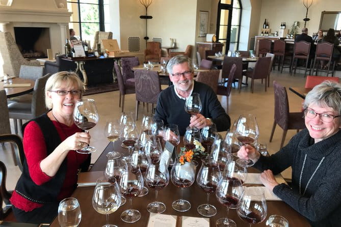 Private Customized Willamette Valley Wine Maker Tour with lunch - What Makes This Tour Stand Out?