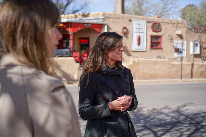 Santa Fe: Canyon Road Art & History Walking Tour - The Benefits of Guided Gallery Tours