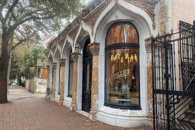 Savannah’s Historical District: A Self-Guided Audio Tour - Who Will Appreciate This Tour?