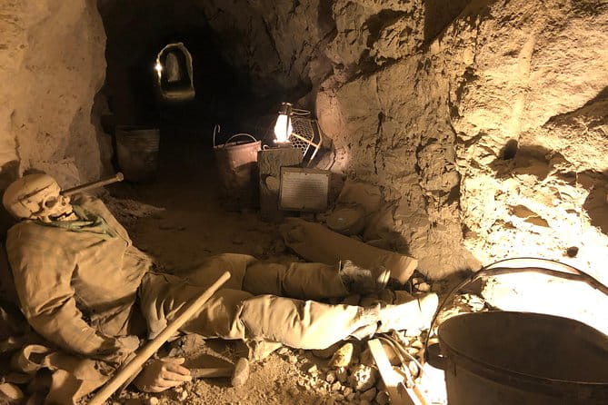 Small Group Ghost Town Gold Mine Tour with Hoover Dam Experience - The Experience and Guides: What Travelers Say