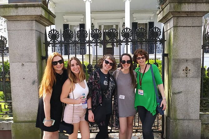 Small-Group Glamorous Garden District Tour - Why This Tour Works
