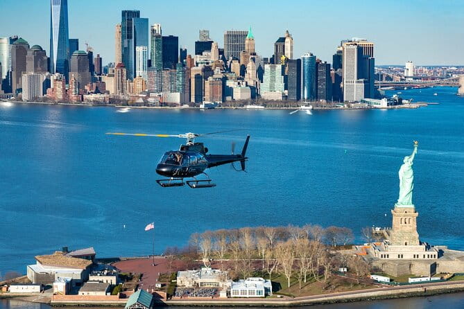 The Big Apple Helicopter Tour of New York City - The Practical Side: Costs, Group Size, and Accessibility