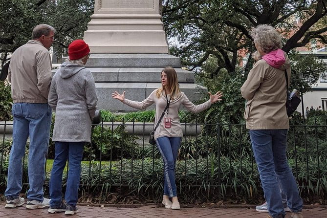 Walking Savannah's Hidden History Tour - The Guide and Group Dynamics