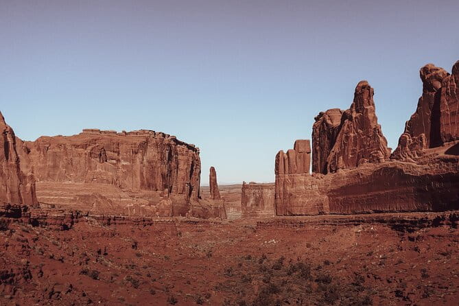 3-Hours Sunset Arches National Park Pavement Sights Tour - Introduction to the Tour