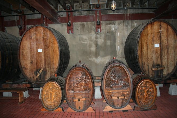 6-Hour Private Limousine Wine Country Tour of Napa or Sonoma - Who Should Consider This Tour?