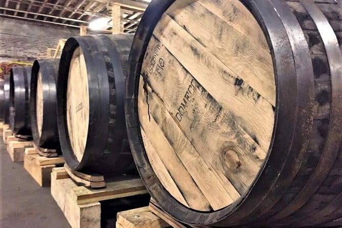 Craft Distillery Tour along Tennessee Whiskey Trail with Tastings from Nashville - Transportation and Comfort