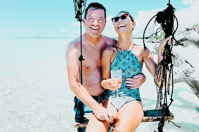 Dolphin & Snorkel - What to Expect During the Tour