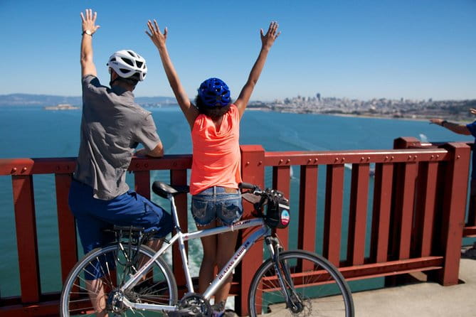 Golden Gate Bridge Guided Bicycle Tour with Lunch at Local Hotspot - FAQs
