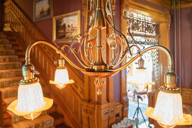 Hearthstone Historic House Museum Admission Ticket - Who Will Love This Tour?