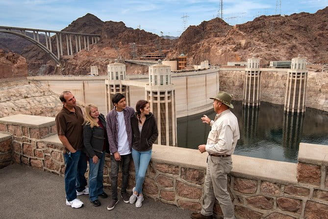 Hoover Dam Tour and Colorado River Float - Hoover Dam Lodge and Casino: A Convenient Check-In