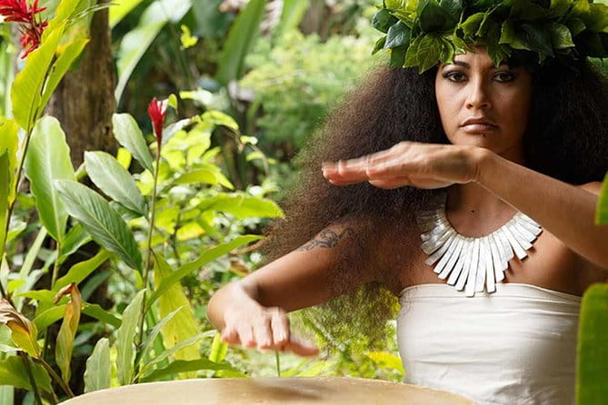 Luau Kalamaku on Kauai with Buffet Dinner and Show - The Performance: A Night of Hawaiian Legends