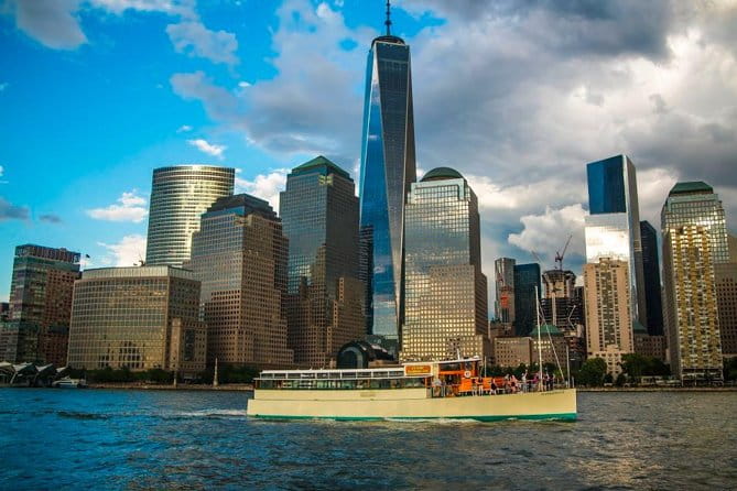 Manhattan Evening Jazz Cruise - Food, Drinks, and Extras