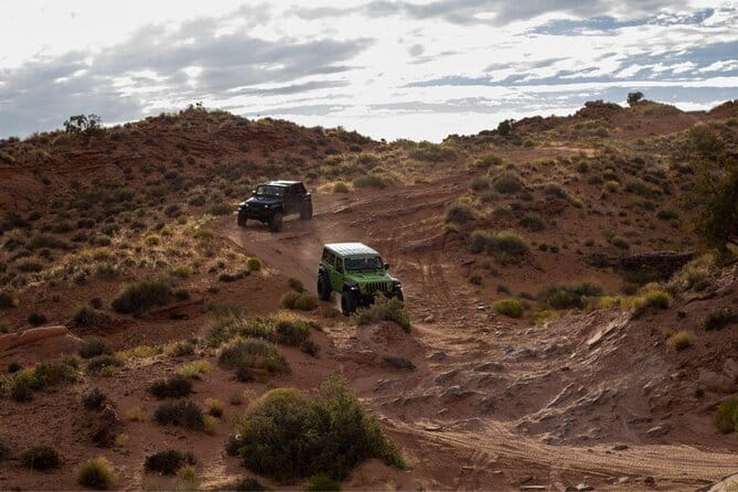 Moab Private 4x4 Tour On Hell's Revenge - The Experience: Why It’s Worth It