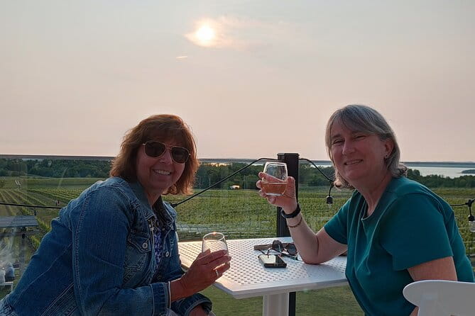 NON BUS Traverse City Old Mission Sunset Wine & Distillery Tour - Who Will Love This Tour?