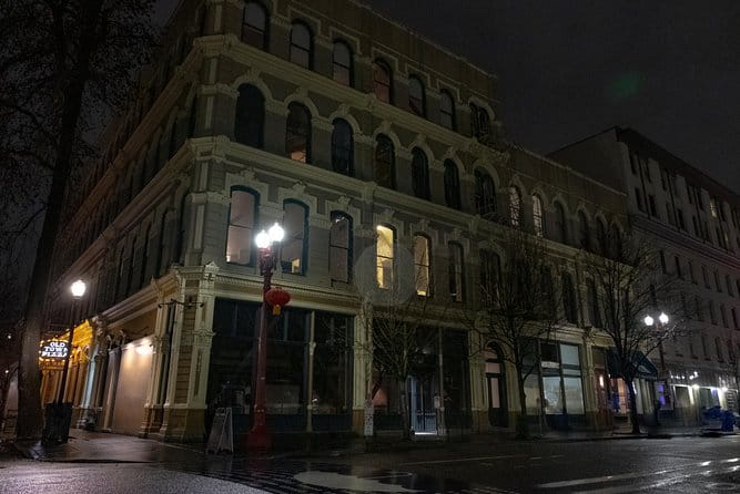 Portland Ghosts: Poltergeists and Psychopaths - Stop 4: Old Town Pizza & Brewing – Ghostly Pizza Night