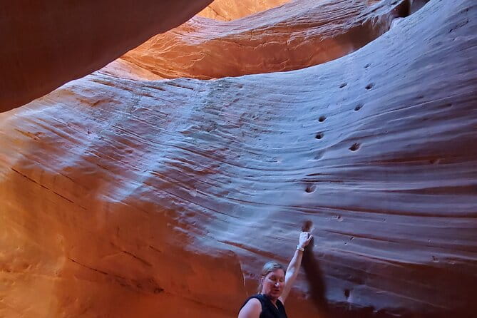 Private Peek-A-Boo slot canyon guided tours - Who Is This Tour Best For?