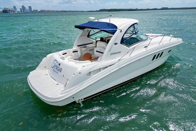 Private tour for 12 people on a 40 ft Yacht, Ft Lauderdale bay - What’s Included and What’s Not?