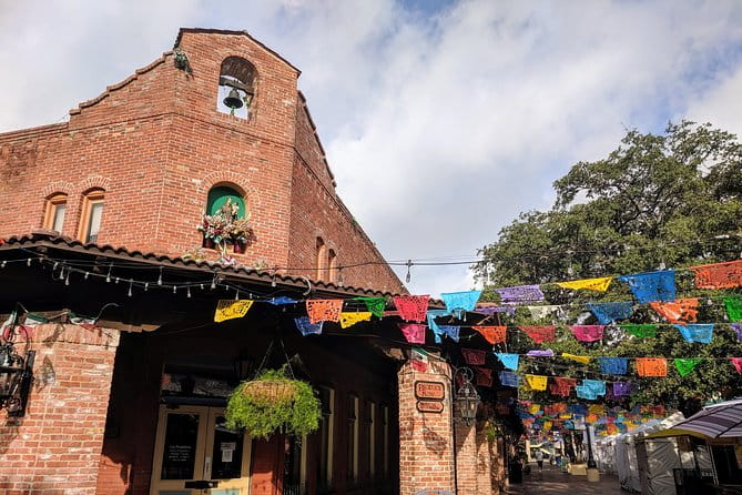 San Antonio Missions Tour with Downtown Hotel Pick Up - FAQ
