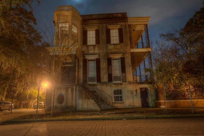 Savannah's Ghost City "Dead of Night" Walking Night Tour - An In-Depth Look at Savannah’s Haunted "Dead of Night" Tour