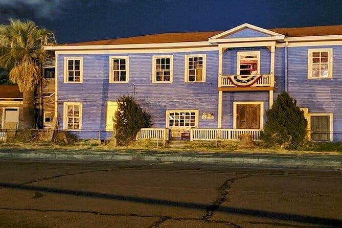 The Ghosts of Galveston Guided Walking Tour - The Group Size and Atmosphere