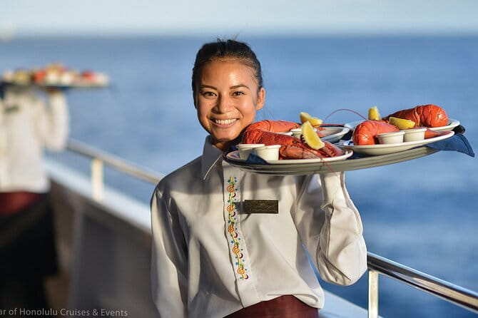 Three Star Deluxe Sunset Dinner and Show - Who Should Consider This Cruise?