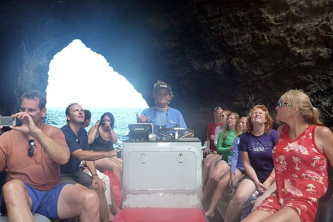 Ultimate Na Pali Coast Zodiac Boat Snorkeling and Sea Cave Tour - Practical Considerations