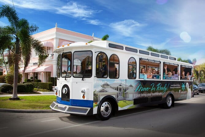 Guided Tour of Naples on a Vintage Trolley (Hop on - Hop off) - FAQs